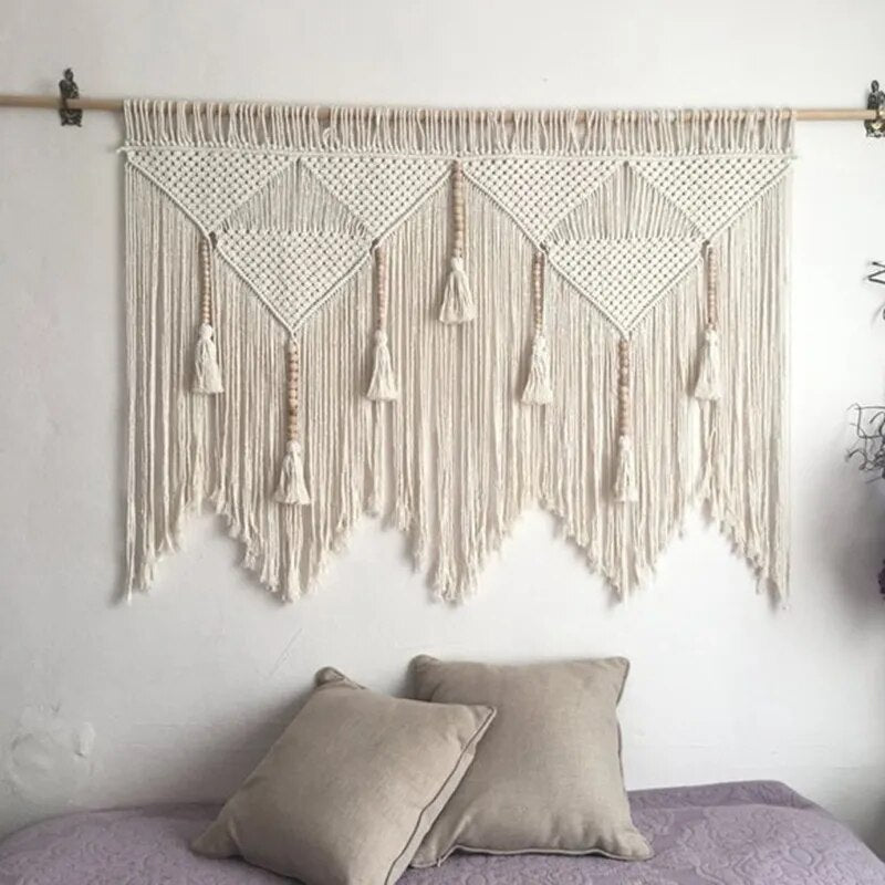 Bohemian Macrame Tapestry: Elevate Home Decor